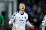 Viktor Claesson blev skadet i kampen mod FC Midtjylland i weekenden og er ude i nogle uger. Hvilken skade svenskeren har pådraget sig, oplyser klubben ikke.    Foto: Jens Dresling