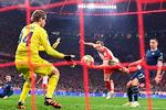 Harry Kane scorer til 1-0 for Bayern. Foto: Kirill Kudryavtsev/Ritzau Scanpix