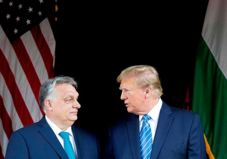 Viktor Orbán mødtes fredag med Donald Trump i ekspræsidentens bolig Mar-a-Lago residence i Palm Beach i Florida.  Foto: Zoltan Fischer/Ritzau Scanpix