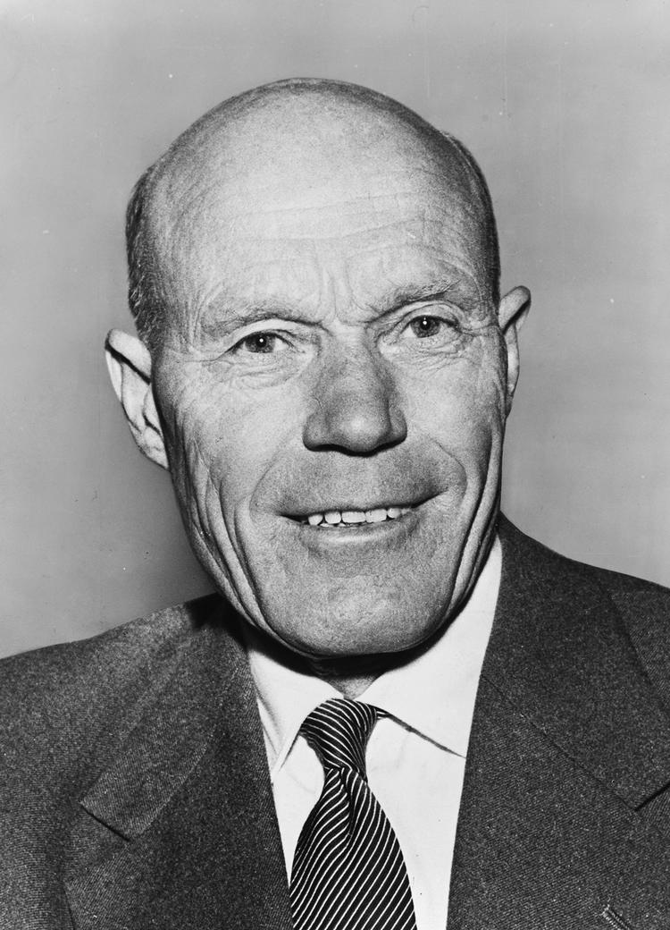 Det 20. århundredes store norske forfatter, Tarjei Vesaas, bliver for tiden nyoversat og genudgivet af Batzer &amp; co. Nu er turen kommet til nogle af hans bedste noveller. Foto: Public Domain