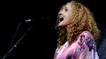 Som sangskriver har Patty Griffin betydning for mange kolleger, der har fortolket hende. Som solist har hun udgivet en lang række plader. I 2019 optrådte hun for første gang i Danmark - på Tønder Festival.  Foto: Finn Frandsen