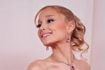 Superstjernen Ariana Grande, her fotograferet til årets oscarshow, har netop udsendt et nyt album, der blev anmeldt til fire hjerter her i avisen. Foto: David Swanson/Ritzau Scanpix