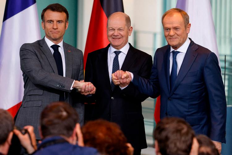 Macron, Scholz og Tusk lover fortsat støtte til Ukraine. Foto: Odd Andersen/Ritzau Scanpix