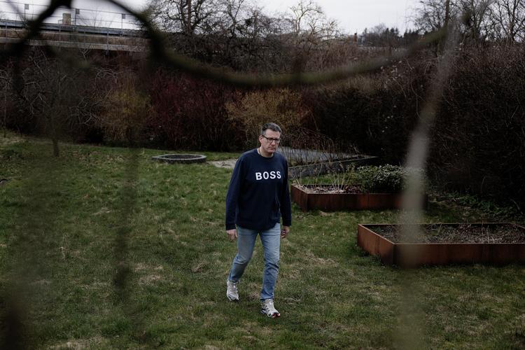 Kim Knudsen blev skilt sidste år i april. Gennem Aula sendte Næstved Kommune ham et link til en digital platform med terapi målrettet skilte forældre. Den digitale terapi hjalp ham til bedre at forstå både sine egne, sin ekskones og sine børns reaktioner.  Foto: Nichlas Pollier
