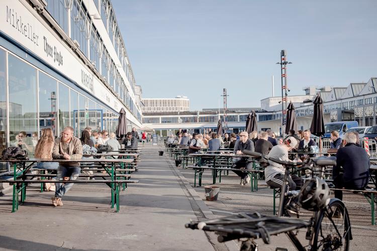 Politikerne på Københavns Rådhus overvejer nu igen at sælge Kødbyen for at få private aktører til at stå for den vedligeholdelse, kommunen har forsømt. Om et salg overhovedet er muligt, er stadig et åbent spørgsmål.  Foto: Valdemar Ren