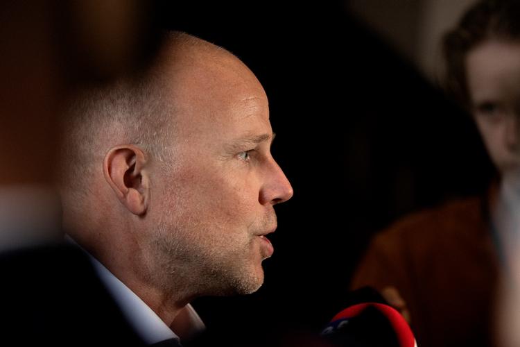 Carsten Bach er forsvarsordfører i Liberal Alliance, der vil gøre helt op med, at nogen kan tvinges i trøjen. Foto: Finn Frandsen