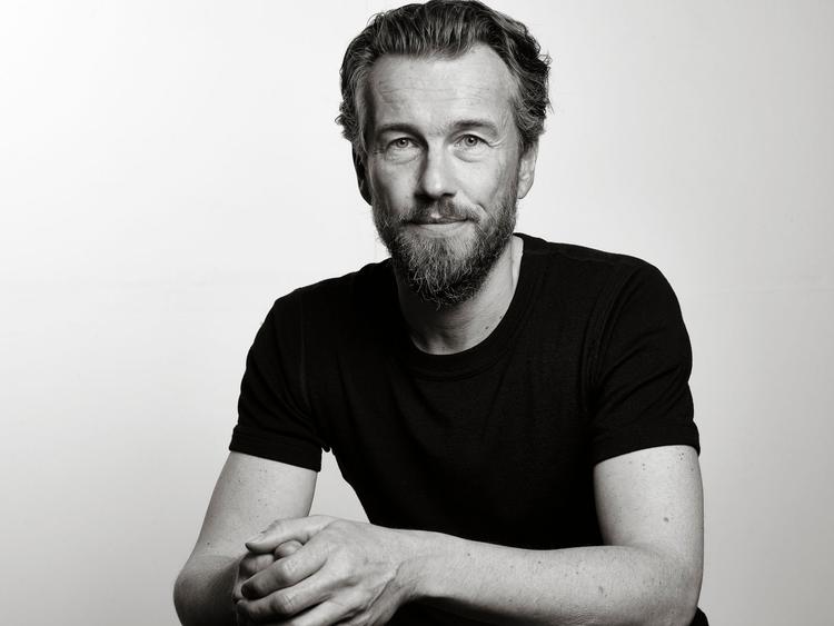 Bjarte Breiteig fører begavet 1800-tals novellen videre.  Foto: Baard Henriksen