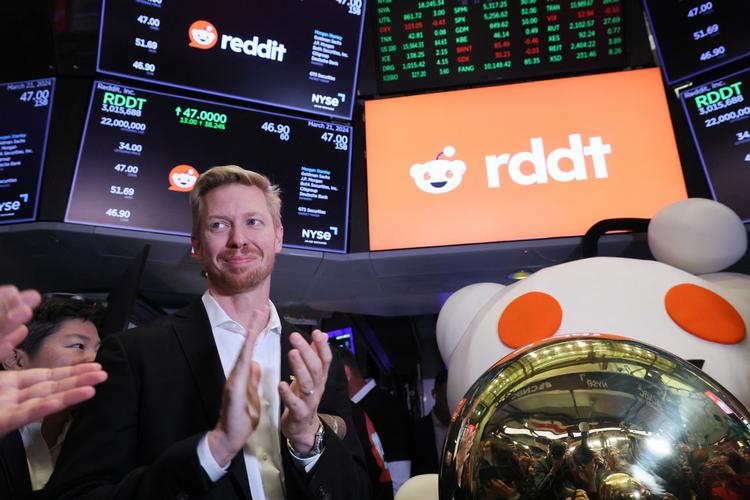 Reddits topchef, Steve Huffman, kort efter, at det sociale medie fik sin debut på børsen i New York. Foto: Brendan Mcdermid/Ritzau Scanpix