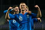 Albert Gudmundsson scorede hattrick, da Island besejrede Israel 4-1 og spillede sig i playoff-finale mod Ukraine om en af de tre sidste EM-billetter. Foto: Attila Kisbenedek/Ritzau Scanpix