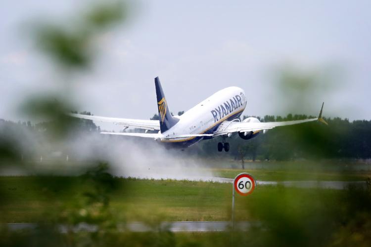 Ryanair vandt tirsdag en sag ved Højesteret om, hvem der har ansvaret for, at kunder får deres penge retur ved flyaflysninger.  Foto: Jens Dresling
