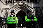 Politiet i London har sat antiterrorspecialister til at efterforske sagen. Billedet her er ikke fra det pågældende knivstikkeri. Foto: Daniel Leal/Ritzau Scanpix
