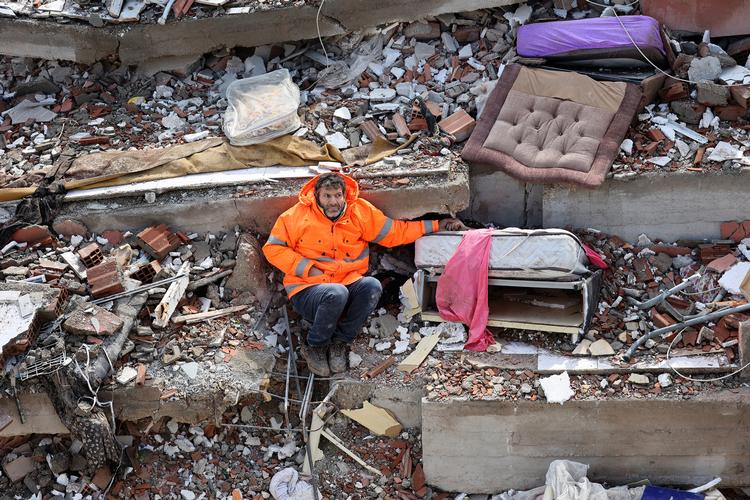 048_Europe_Singles_Adem Altan_Agence France-Presse