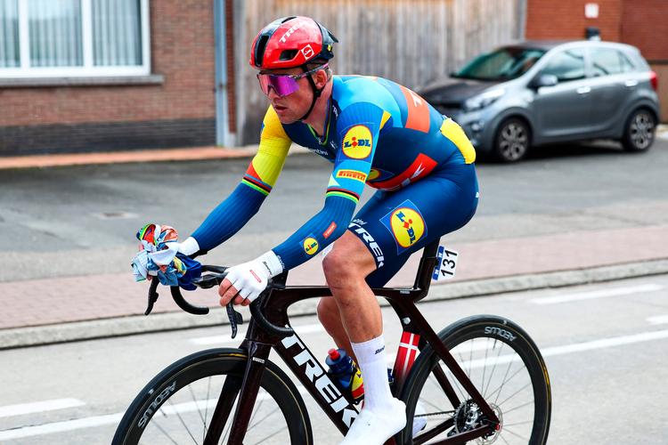 Mads Pedersen skal til sommerens OL i Paris forsøge at køre sig til en medalje i landevejscykling. Foto: David Pintens/Ritzau Scanpix