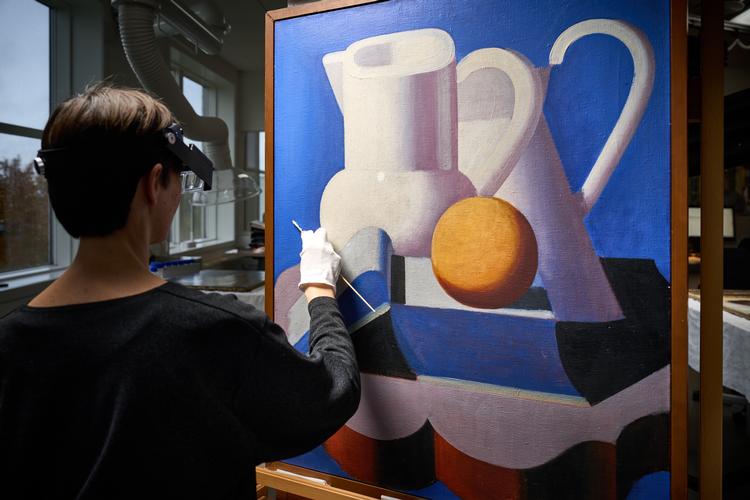 Med den banebrydende nye teknologi kan konservatorerne se voldsomt mange flere detaljer end nogensinde før – og du kan se dem over skulderen på museet Brandts denne sæson. Foto: Steffen Stamp