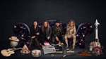 Den kæmpestore sofa fra 'Bad Craziness'-videoen er naturligvis med i udstillingen 'Danmark After Dark'. Foto: Pr-foto