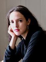 Isabella Hammad er forfatteren bag 'Genfærd ind'. En roman, som har voldt den svenske oversætter problemer - ad flere omgange.  Foto: PR/Politikens Forlag