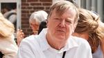 Lennart Ricard blandt højskolevenner. Privatfoto. 