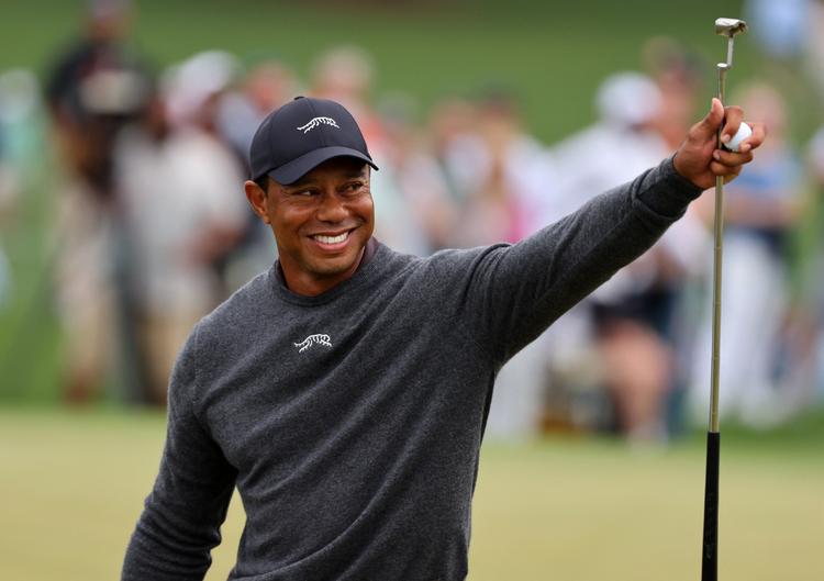 Tiger Woods er en populær mand på Augusta, hvor han kan vinde Masters for sjette gang. Det vil være en historisk præstation, hvis det lykkes. Foto: Mike Blake/Ritzau Scanpix