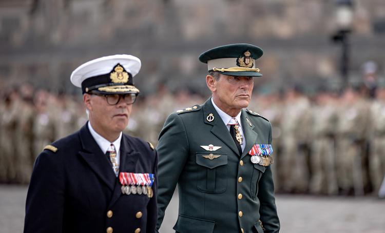 Den kommende chef for Hæren Peter Harling Boysen (th).  Foto: Tue Skals / Forsvaret