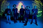 Det amerikanske rockband Pearl Jam har spillet sammen i 34 år. Og det er stadig Eddie Vedder, nummer to fra højre, der er bandets stemme. Foto: Danny Clinch