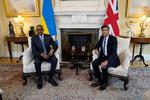 I sidste uge havde premierminister Rishi Sunak (til højre) besøg af Rwandas præsident, Paul Kagame, for at drøfte samarbejdet om asylansøgere.   Foto: Alberto Pezzali/Ritzau Scanpix