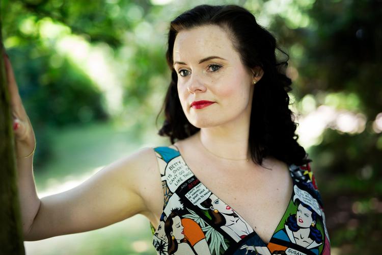 Kulturministeren har nedsat en arbejdsgruppe, der skal komme med input til en kommende litteraturpolitisk handlingsplan. Forfatter Leonora Christina Skov sagde straks ja, da hun blev spurgt, om hun ville være med. Foto: Louise Herrche Serup