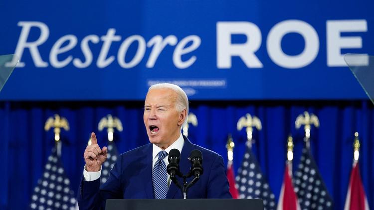 Den amerikanske præsident Joe Biden taler om abortrettigheder under et besøg på Hillsborough Community College i Tampa. Foto: Kevin Lamarque/Ritzau Scanpix