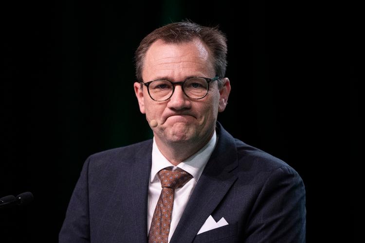 EP-spidskandidat Niels Flemming Hansen er kommet i modvind, fordi han stadig vil sælge Ecco-sko Foto: Bo Amstrup/Ritzau Scanpix