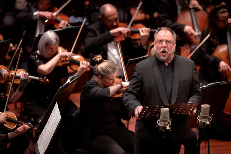Ingen af os ved, hvad der venter efter døden, Det sang basbarytonen Matthias Goerne om ved ugens sublime Torsdagskoncert i Koncerthuset. Foto: Emil Bay