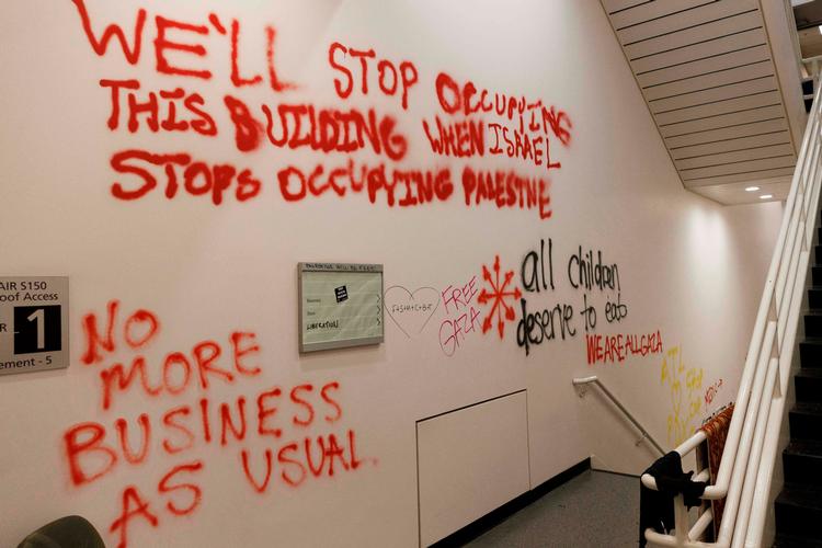 Ødelæggelser på biblioteket ved universitetet i Portland, der har været besat af antiisraelske demonstranter. Foto: John Rudoff/Ritzau Scanpix