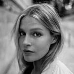 Maddie Mortimer er født i 1996. Da hun var 10 år gammel, døde hendes mor af kræft.  At skrive  var hendes måde at bearbejde den svære tid på, har hun fortalt. Foto: Ben Mankin