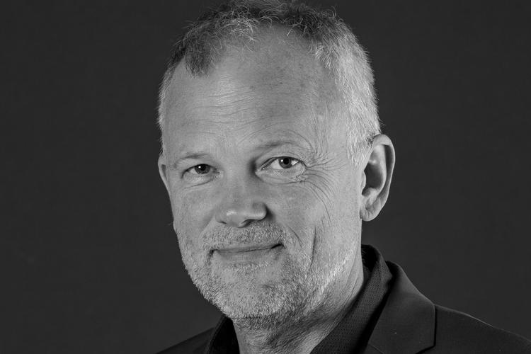 Mogens A. Morgen er professor på Arkitektskolen i Aarhus og aktuel med bogen 'Lille arkitekturhistorie for børn og barnlige sjæle', som er illustreret af Claus Nørregaard.  Foto: Privatfoto