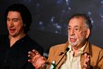 Francis Ford Coppola (th) flankeret af skuespilleren Adam Driver, der har været vild med at være med i Megalopolis, der ellers hurtigt blev dømt »Megaflopolis« i Cannes efter premieren.  Foto: Zoulerah Norddine/Ritzau Scanpix