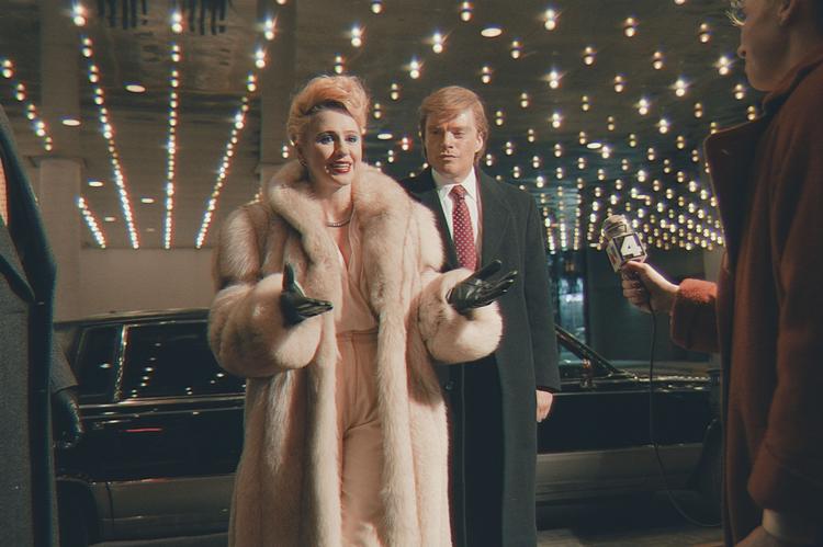 Maria Bakalova og Sebastian Stan i rollerne som Ivana Trump og Donald Trump i Ali Abbasis 'The Apprentice'. 