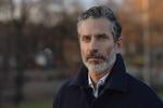 Jens Lapidus var forsvarsadvokat, da han begyndte at skrive sine romaner om hurtige penge, narko, hævn, grådighed og frygt. I dag er han en af Sveriges mest læste forfattere.  Foto: Benjamin Krog