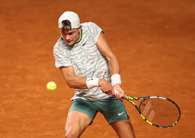 Holger Rune skal op imod briten Daniel Evans i første runde af French Open. Foto: Claudia Greco/Ritzau Scanpix