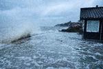 Danmark blev 20. og 21. oktober sidste år ramt af stormflod,  hvor blandt andet en række sommerhuse ved Kelstrup Strand ved Haderslev blev ødelagt af oversvømmelser. Arkivfoto Thomas Borberg