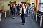 EU-toppen er så sulten efter opmærksomhed, at Ursula von der Leyen prioriterede at mødes med 27 unge danskere, primært influencere, der var på studietur til Bruxelles. Men faktisk bør EU være glad for den sparsomme medieomtale, mener Lawand Hiwa Namo, der også var med på studieturen. Privatfoto. 