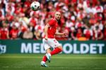Christian Eriksen tog hovedrollen, da Danmark slog Sverige 2-1 i Parken Grundlovsdag. Foto: Jens Dresling