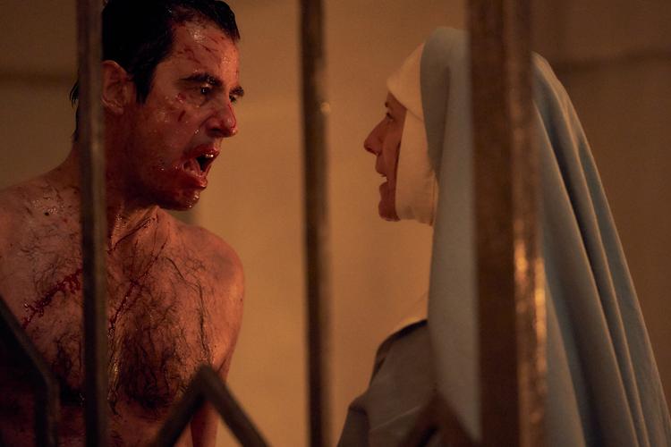 Claes Bang er skamløst sexet i Dracula-serien 'Dracula (The Rules of the Beast)' på Netflix. Foto: Netflix