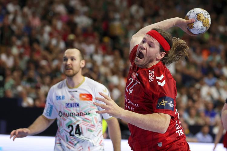 Mikkel Hansen bidrog med fem scoringer mod Magdeburg, men blev i den afgørende fase overstrålet af holdkammeraten Mads Hoxer.  Foto: Christopher Neundorf/Ritzau Scanpix