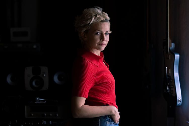 Stine Bramsen er en af de kvinder, som stiller sig frem i ny DR-dokumentar og kritiserer sexismen i musikbranchen. Foto: Anders Holst Pedersen