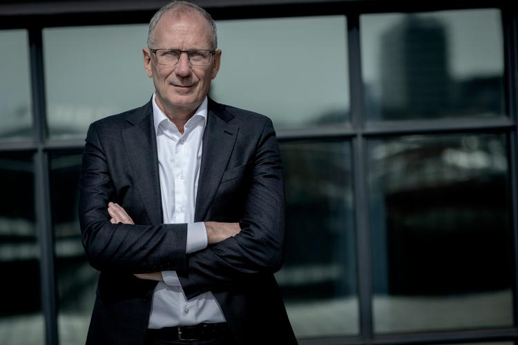 Forsvarsminister Troels Lund Poulsens skarpe og usædvanlige orientering af Folketinget tyder på, at forholdet mellem ministeren og chef for Forsvarets Efterretningstjeneste Svend Larsen foto) ikke er optimalt.  Foto: Mads Nissen