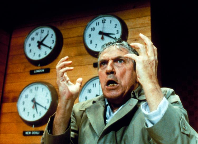 Værtens navn er Howard Beale (Peter Finch), og han er hovedpersonen i Sidney Lumets film ’Network’ fra 1976.  Foto: United Artists/af Archive/mary E/Ritzau Scanpix