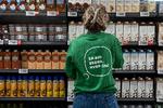 Dagligvarekoncernen Coop meddeler, at de lukker 19 butikker over hele landet og sælger 35 butikker til en konkurrerende kæde. Det sker, efter at energiselskabet OK overtog halvdelen af Coop. Foto: Finn Frandsen