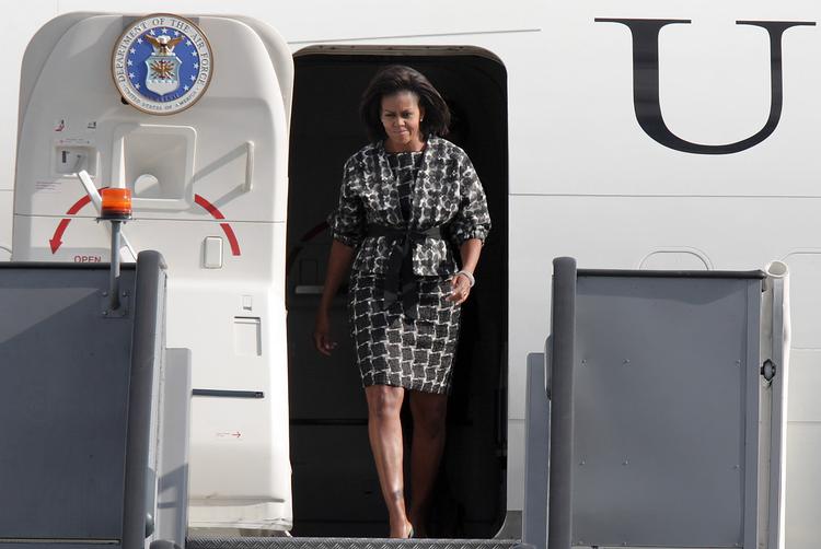 Michelle Obama er vant til at flyve med Airforce One. Kan hun også overtales til at stille op til præsident?
 Foto: Lars Krabbe