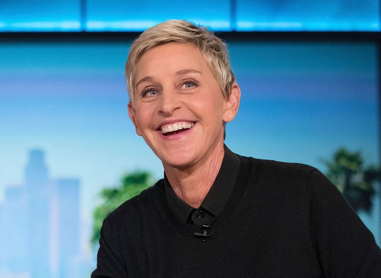 Ellen DeGeneres vandt 33 Emmy-priser under sin karriere som tv-vært. For fire år siden blev hun ramt af en række beskyldninger om dårlig opførsel.  Foto: Andrew Harnik/Ritzau Scanpix