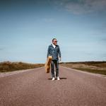 I de seneste mange år har Mikael Simpson både været musiker i forskellige sammenhænge og radiovært. Nu er han aktuel med en ny single for første gang i årevis. Foto: Morten Vaupell