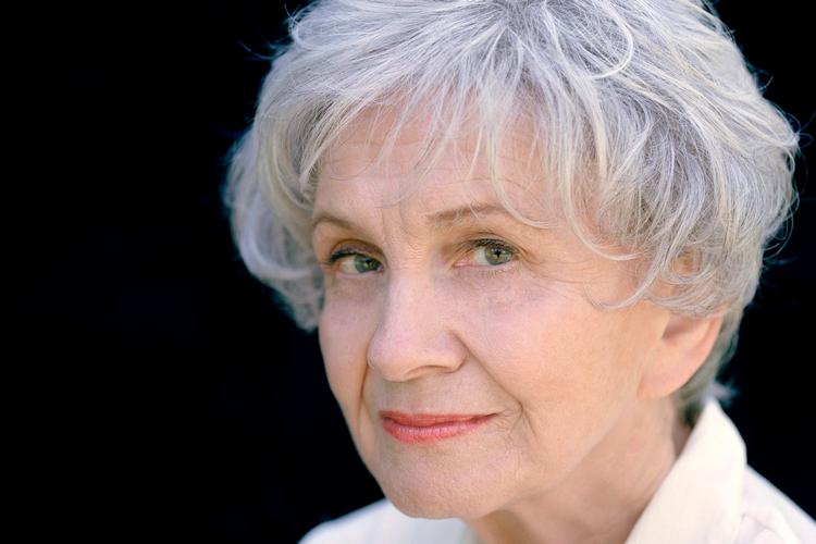 Nobelprisvinder Alice Munro er ofte rost for sit empatiske forfatterskab. Nu tegner hendes datter et andet billede af forfatteren. Foto: Derek Shapman / Man Booker Prize/Ritzau Scanpix
