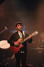 Diluckshan Jeyaratnam er en verdensstjerne inden for musicals og har også over 100.000 følgere på sin YouTube-kanal, hvor han fortolker tamilske sange.  Foto: PR-foto